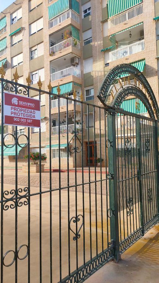 El Barquito Del Abuelo Daire Málaga Dış mekan fotoğraf